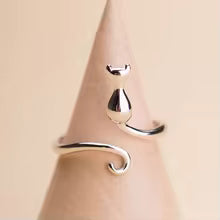 Sleek Cat Ring (Silver)