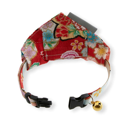 Bandana Cat Collar With Air Tag Pocket (Blossoms Red)